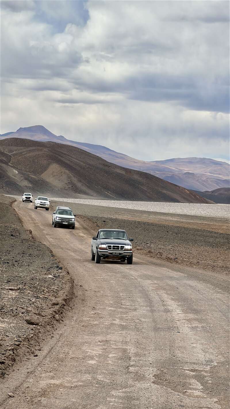 4x4 en ruta panorámica de altura en Catamarca